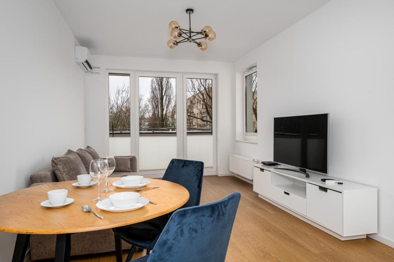 Warsaw Apartments 1 Sierpnia Street ภายนอก รูปภาพ